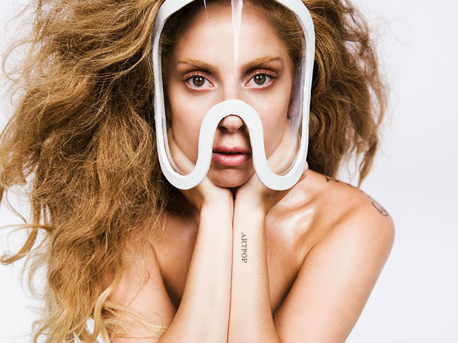 New music. A LOT of new music: When her iTunes performance was announced, Lady Gaga promised she would play an hour of all-new music. The show will be fans' first opportunity to hear tracks from her upcoming third studio album, ARTPOP - if not every single one...