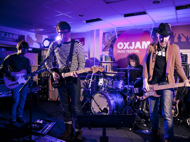 Graham Coxon/ Theme Park @ Dalston Oxfam 24.09.12