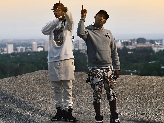 2. 2 Chainz ft Pharrell - 'Feds Watching': We all know 2 Chainz isn't one of the best rappers out there, and it's a testament to Pharrell's production skills that on 'Feds Watching', he sounds pretty great. Pharrell's falsetto choruses, layered synths and sweeping, grandiose percussion combine wonderfully to simply make a massive tune, and proves Pharrell can still knock out a great rap song as well as playing to the mainstream, poppy side of things.