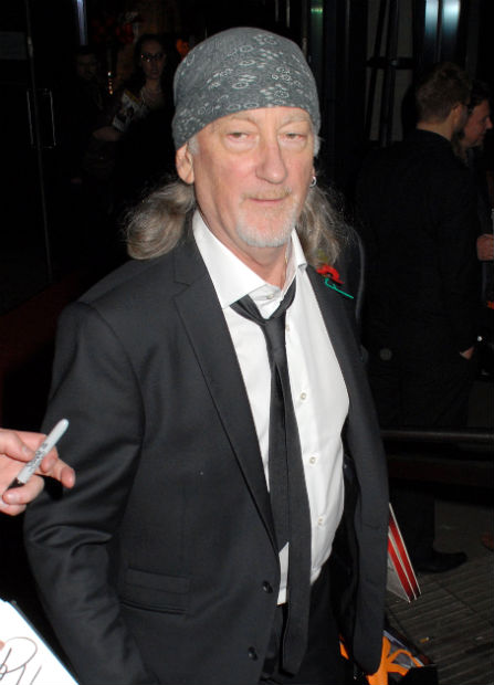 6928841_rogerglover.jpg