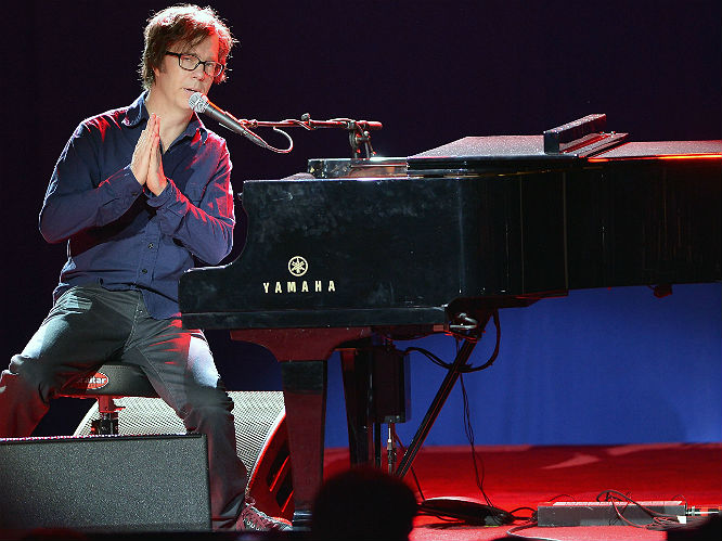 Ben Folds: Folds famously wrote the track 'Late' in tribute to Smith - having been good friends since 1998. 