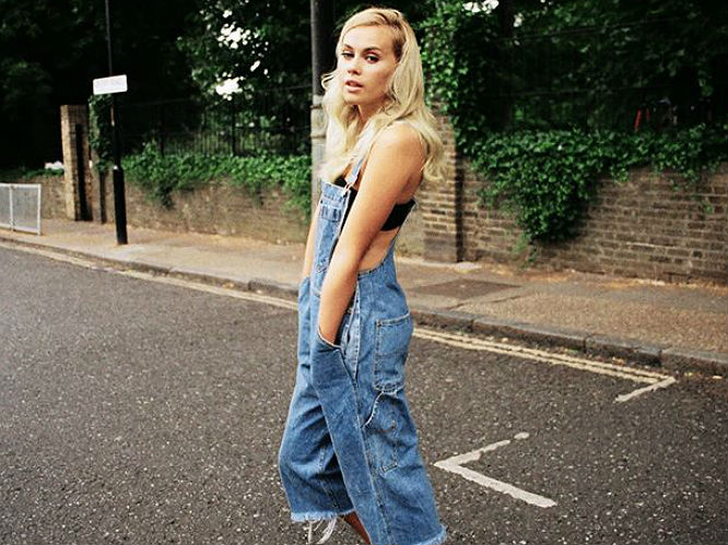 Sasha Keable: Having already featured on tracks by Disclosure and Zinc, the 19 year old Wandsworth native is gearing up to strike out on her own, currently working on her debut EP. Manager Tinie Tempah told us himself she's his big tip for next year (he does manage her, so he is biased however).