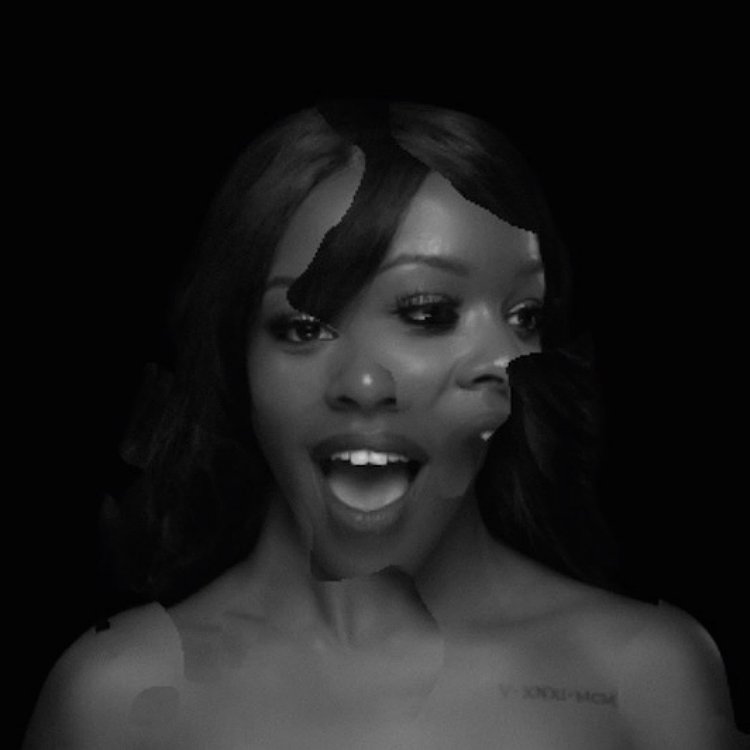 Watch Azealia Banks interactive video for Wallace