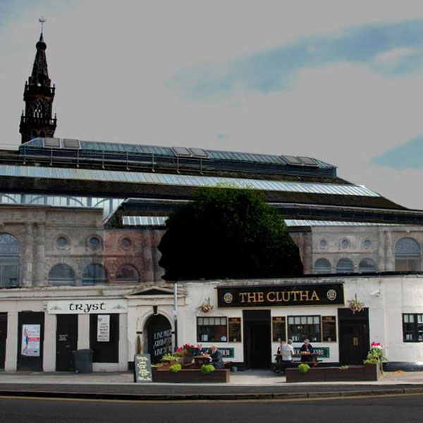 Three killed as helicopter crashes into roof of Clutha bar in Glasgow