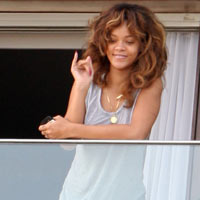 Rihanna Celebrates Success Of Calvin Harris Single 'We Found Love'