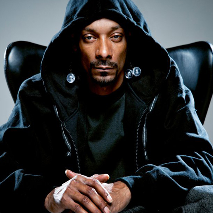 Snoop Dogg to induct Tupac into Rock'n'Roll Hall Of Fame