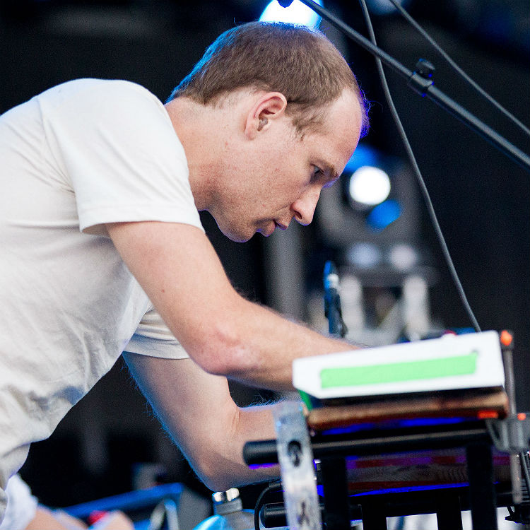 Caribou creates 1000 song 'The Longest Mixtape' | Gigwise