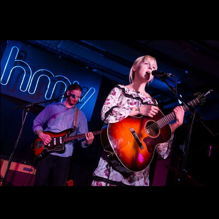 Live Review: Laura Marling at HMV Oxford Street, London, 07/03/17