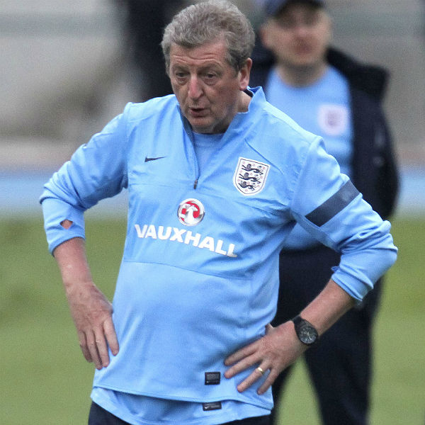 Roy Hodgson 'raps' John Barnes' part from 'World In Motion'