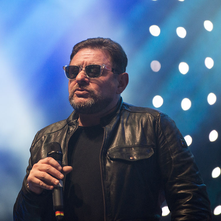 15 live shots of the Happy Mondays rocking the O2 Brixton Academy